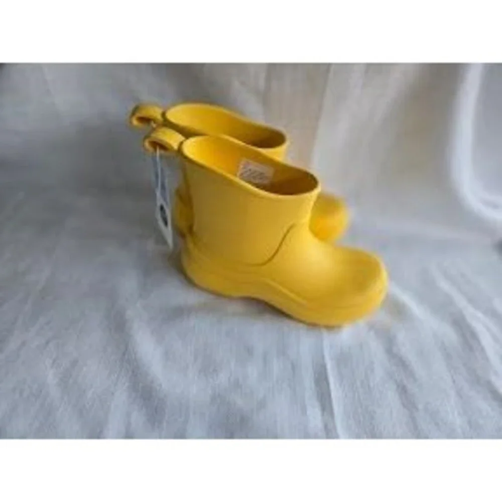 Cat & Jack Yellow Rain Boots - Kids Boys Girls size 11 Toddler - NEW